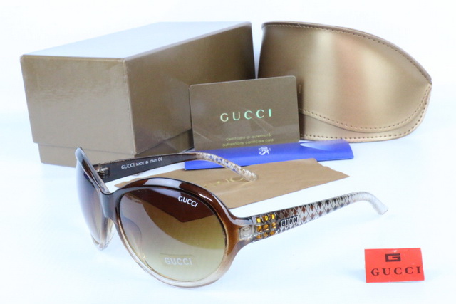 GUCCl Boutique Sunglasses 082